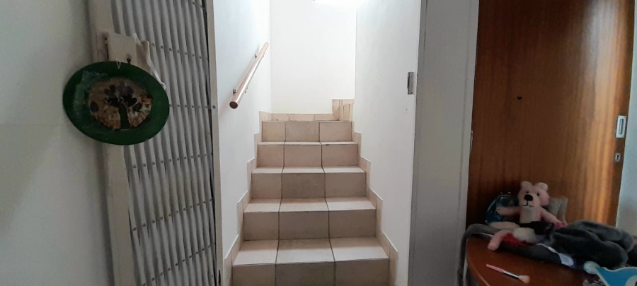 3 Bedroom Property for Sale in Firlands Western Cape